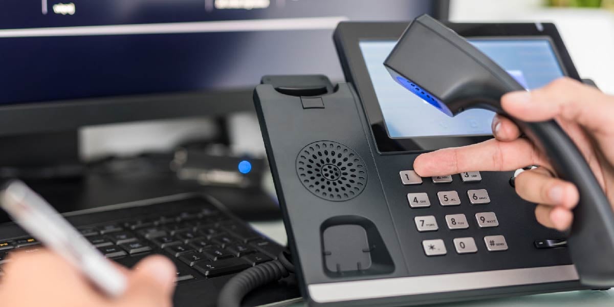 How Does a VoIP Telephone System Work?